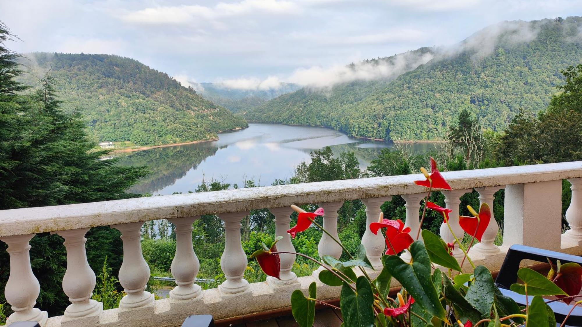 Ma Villa Au Bord De L'Eau Miremont  Exteriör bild