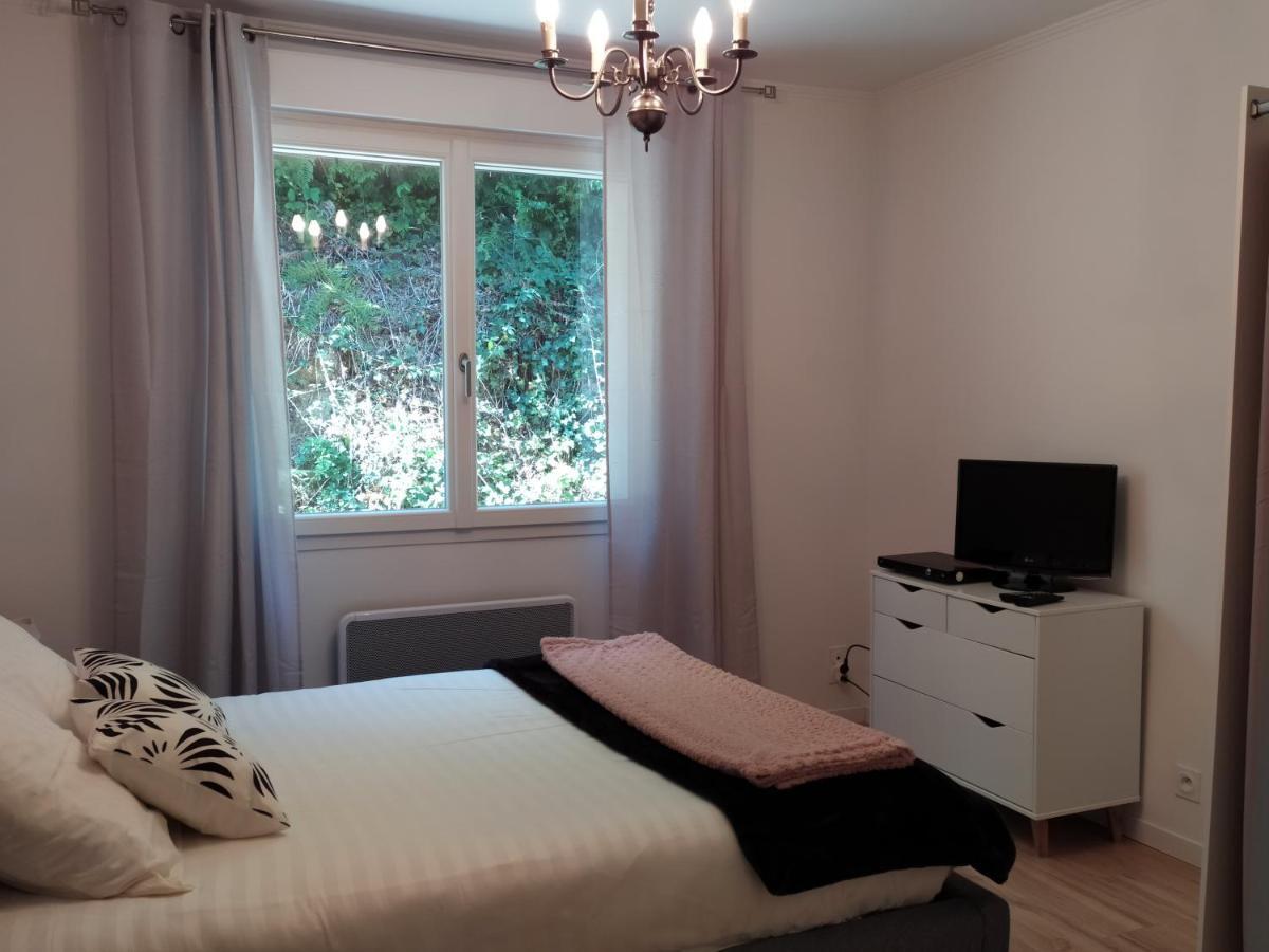 Ma Villa Au Bord De L'Eau Miremont  Exteriör bild