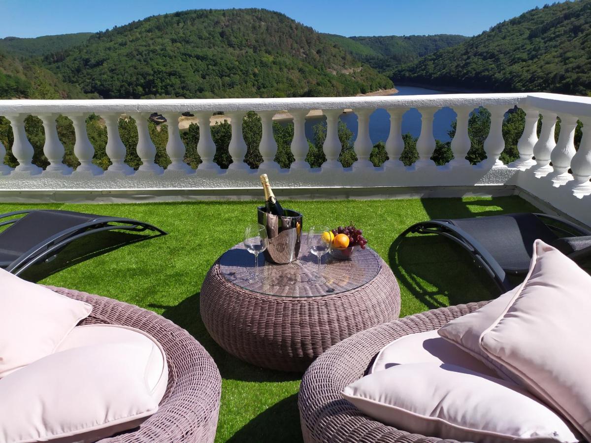Ma Villa Au Bord De L'Eau Miremont  Exteriör bild